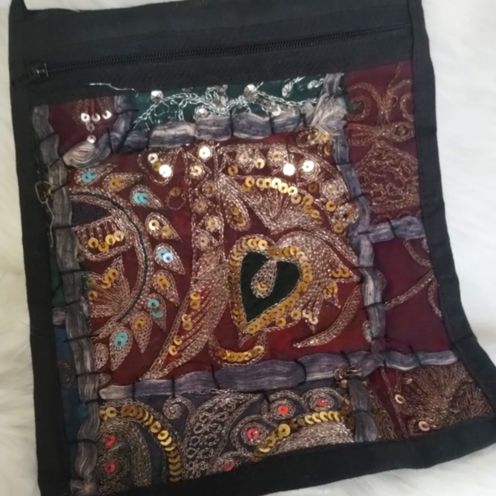 #3 VINTAGE 1995 Embroidered & Sequinned Beautifully Handcrafted Cross Body Bag